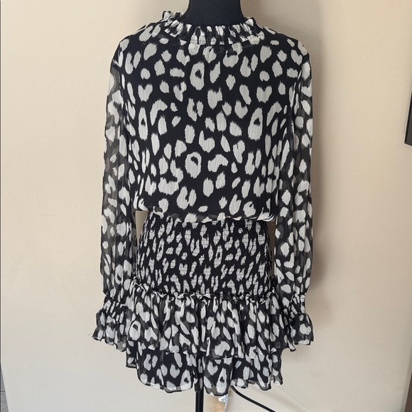 TCEC Josie Leopard Black and White Print Mini Dress size Medium - Picture 6 of 8